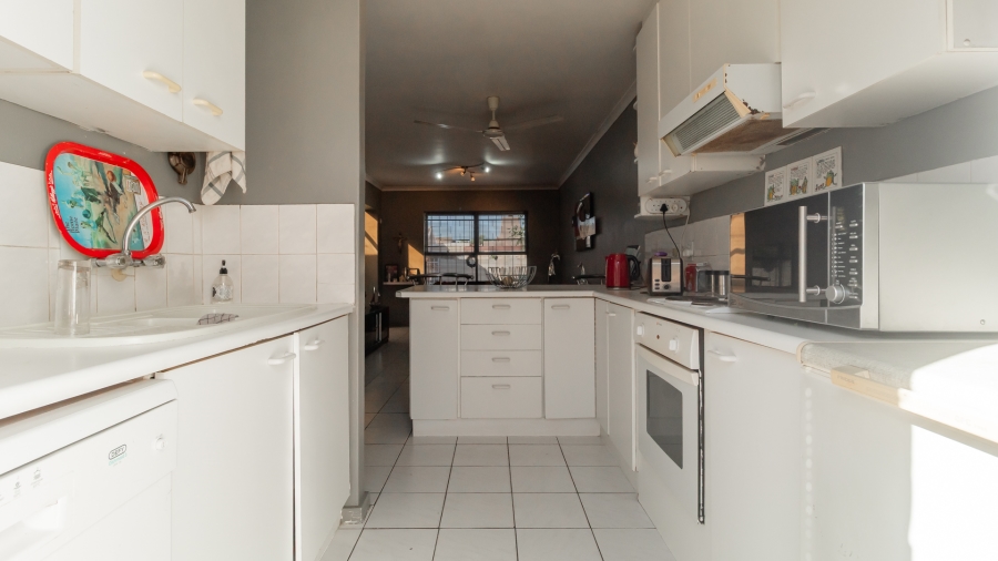 2 Bedroom Property for Sale in Glenwood Western Cape